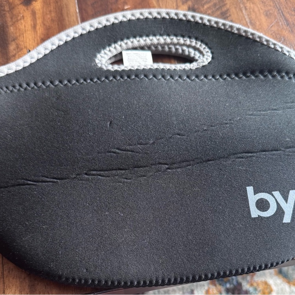 Byo Black Neoprene Lunch Tote
